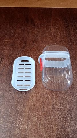 Multifunctional Soap Box with Drain Tray and Lock Clip – Plastic Transparent Soap Case with Lid for Bathroom, Kitchen &amp; Travel – Hygienic Soap Holder Organizer (Light Blue / 4pc)